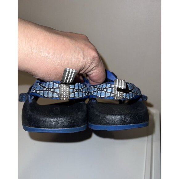 CHACO Youth Black Blue Outdoor Hike Performance Sandals Sz 2 - Picture 5 of 9
